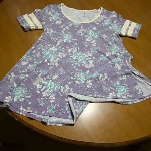 LuLaRoe shirt-small